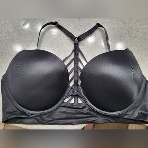 Victoria's Secret Very Sexy Push-Up Bra sz 38C NEW